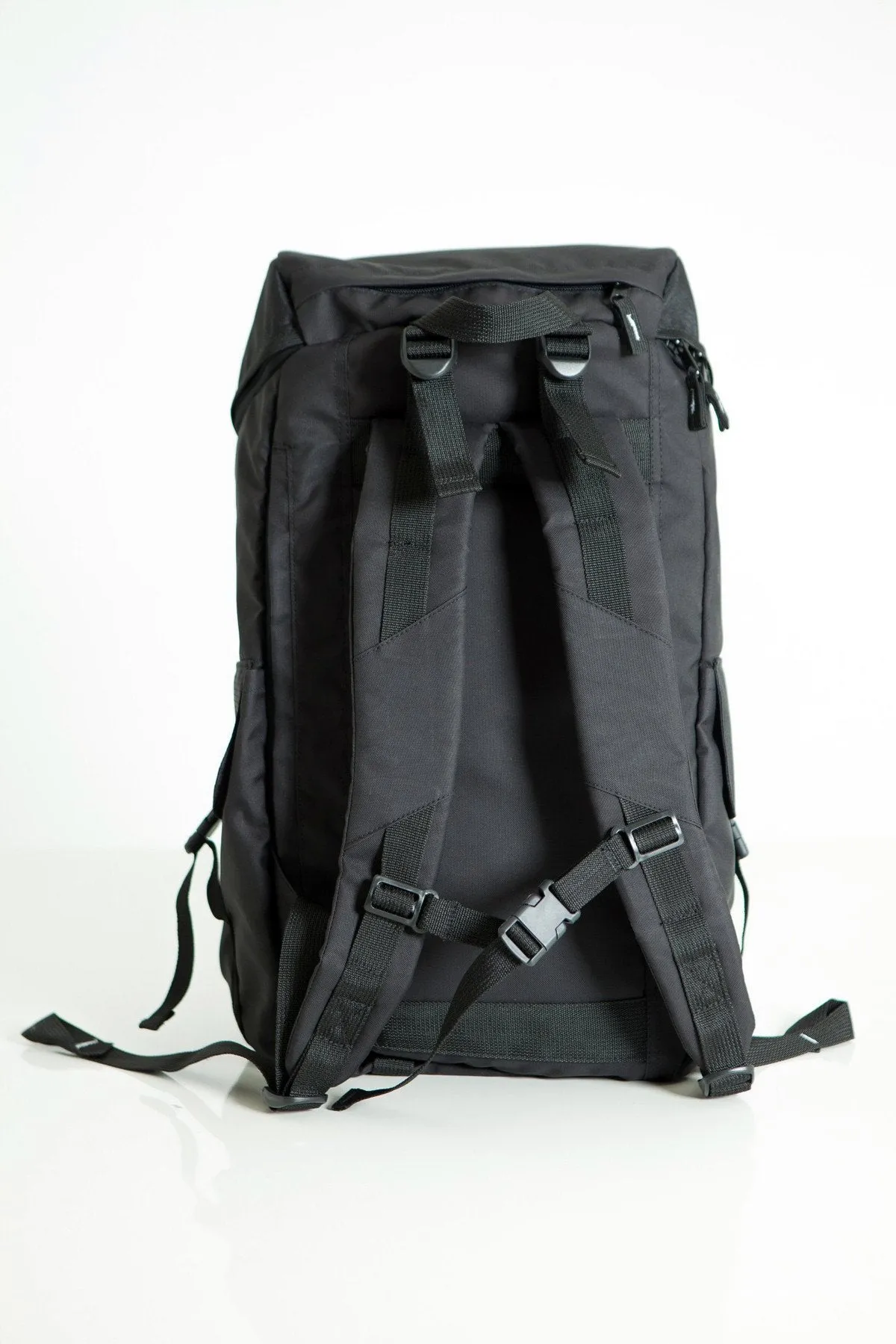 BLACK ATAMA MULTIFUNCTIONAL BACKPACK