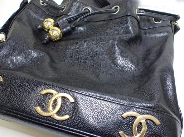 CHANEL Caviar Skin Triple Coco Drawstring Chain Shoulder Bag With Pouch