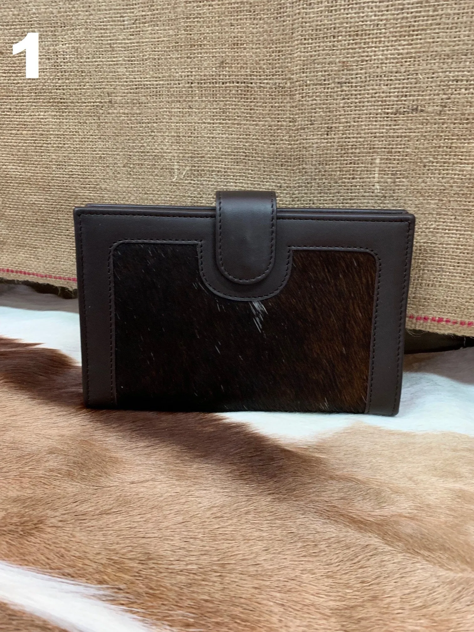 The Barossa Clutch Wallet (Dark Brown & White)